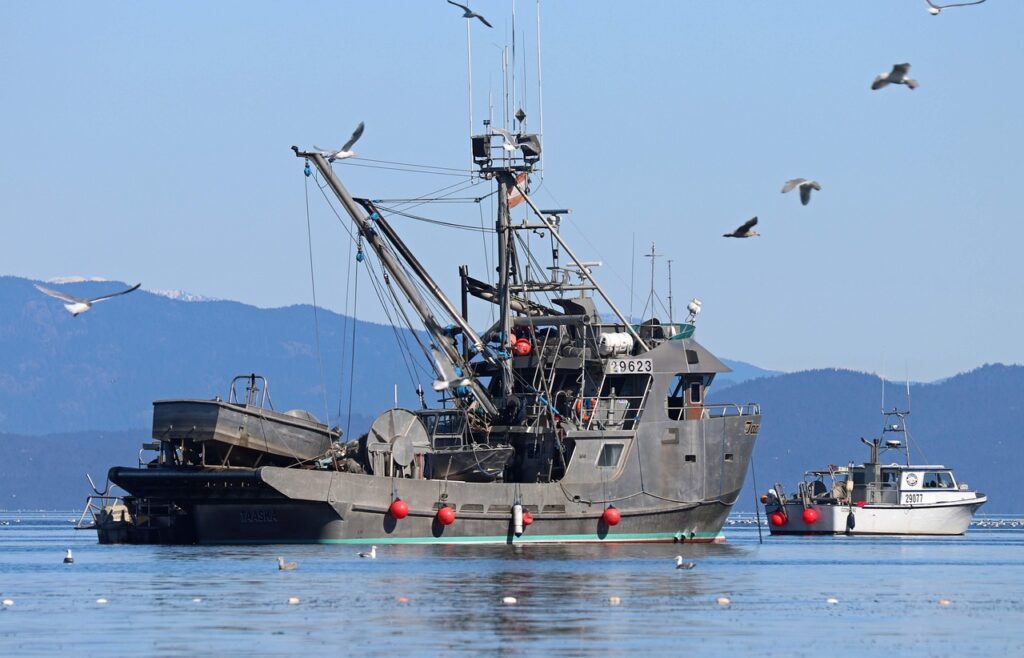 格安SIMで選ぶデータ無制限プランのメリットは？